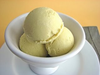 http://4.bp.blogspot.com/_HzcYTjmQq8M/SNO9uEpGWKI/AAAAAAAAA-Y/GZHmOQw-Tiw/s320/sageicecream1.jpg